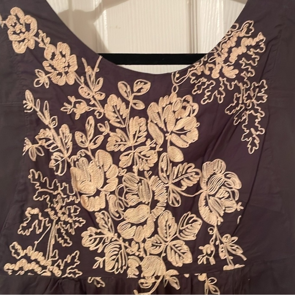 J.Crew Embroidered Dress tan brown sz 2 - Picture 3 of 6